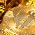 Is it better to invest in gold or crypto?